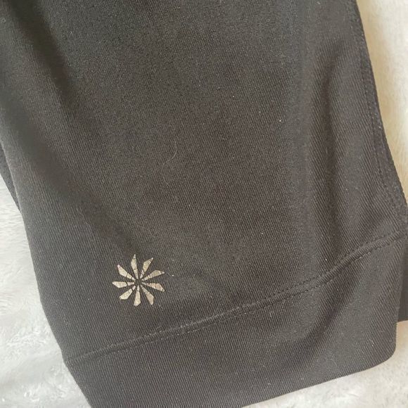 Athleta Black Reflective Mesh Drawstring Capris S - Picture 8 of 11